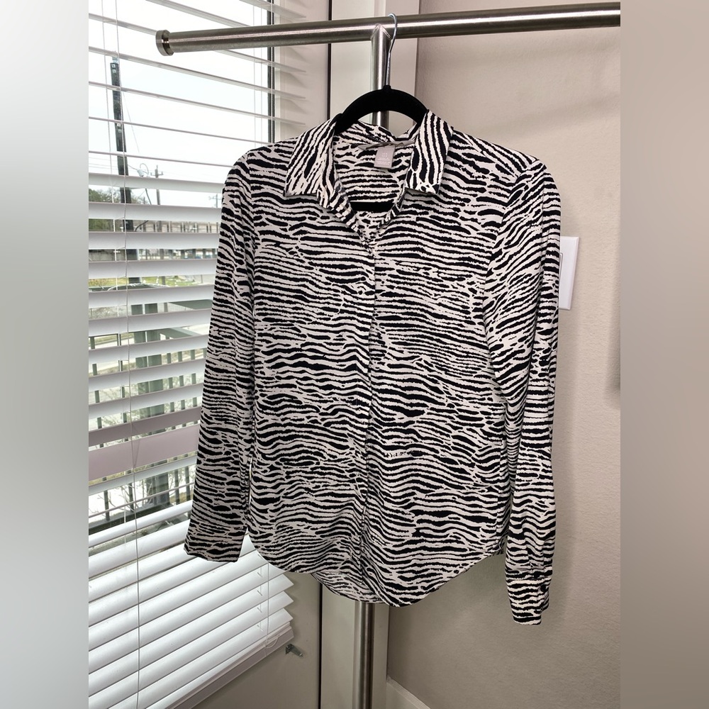 H & M zebra print button up long sleeve blouse